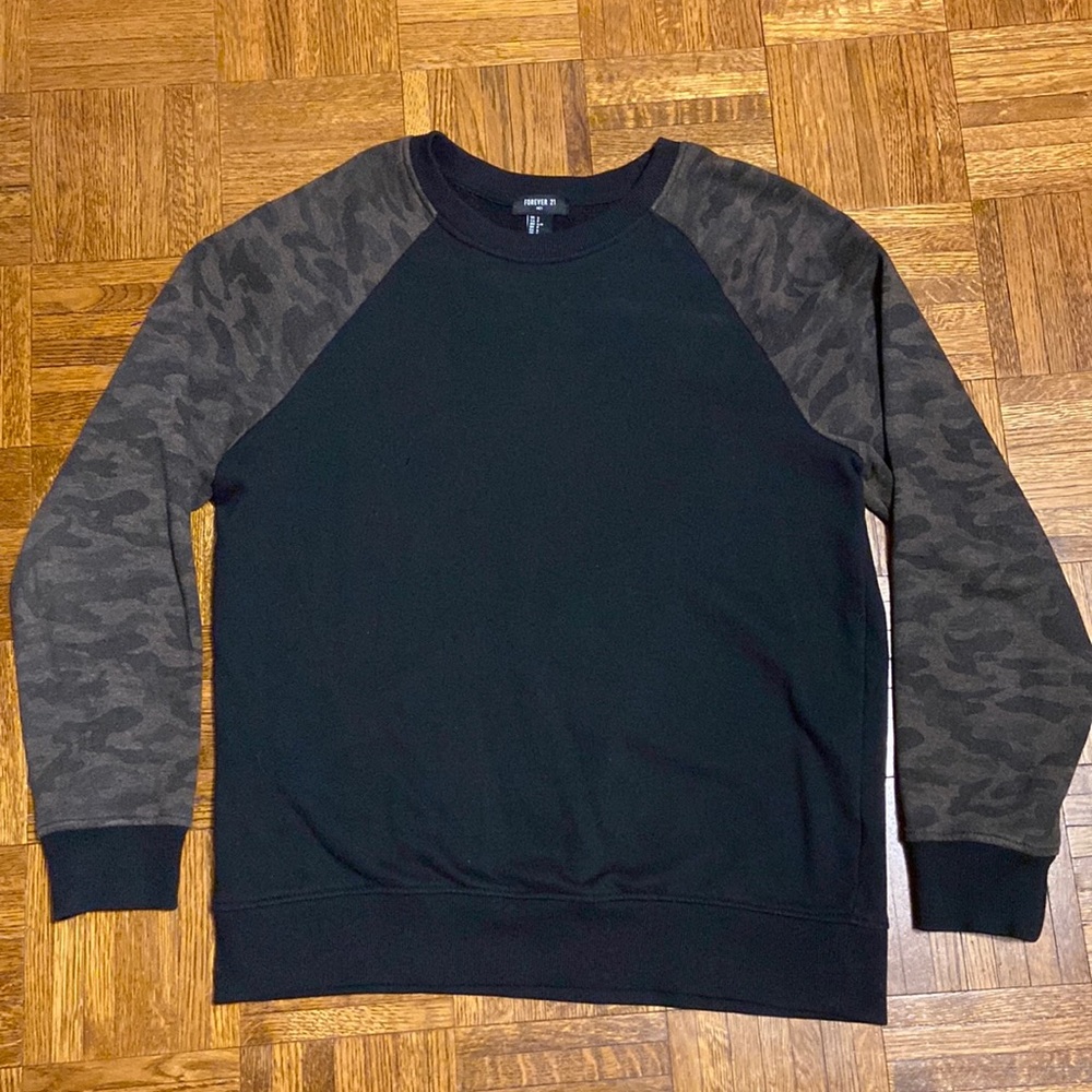 Men’s Camo Sweater